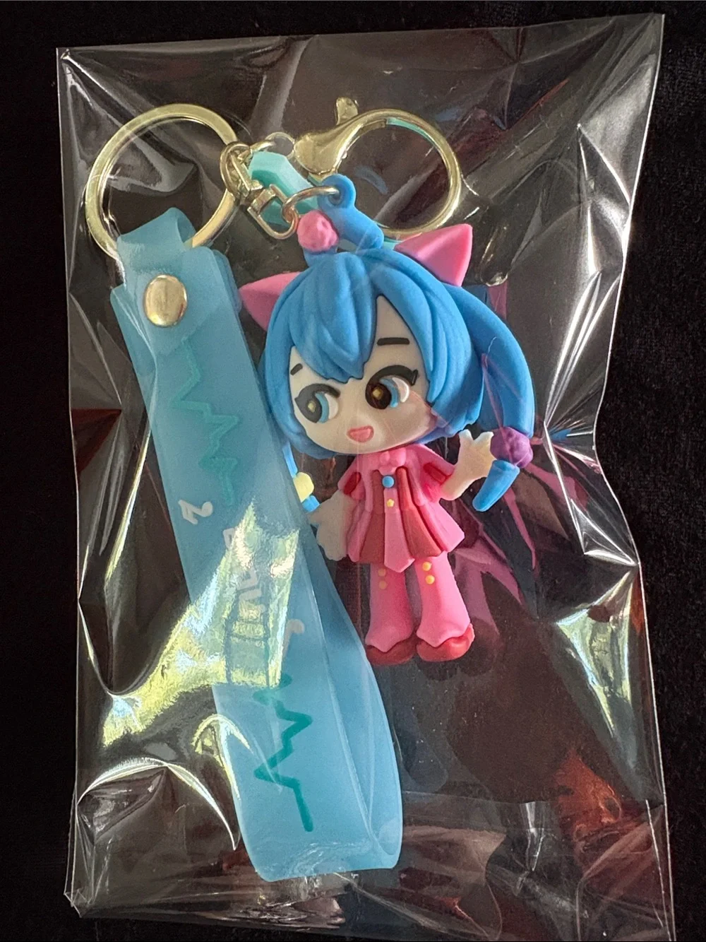 Cute Blue-Haired Anime Hatsune Miku Bag Charm Keychain with Pink Outfit